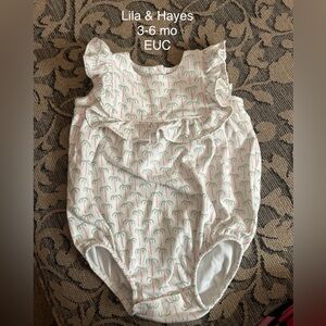 Lila and Hayes palm tree bubble. 3-6 mo.